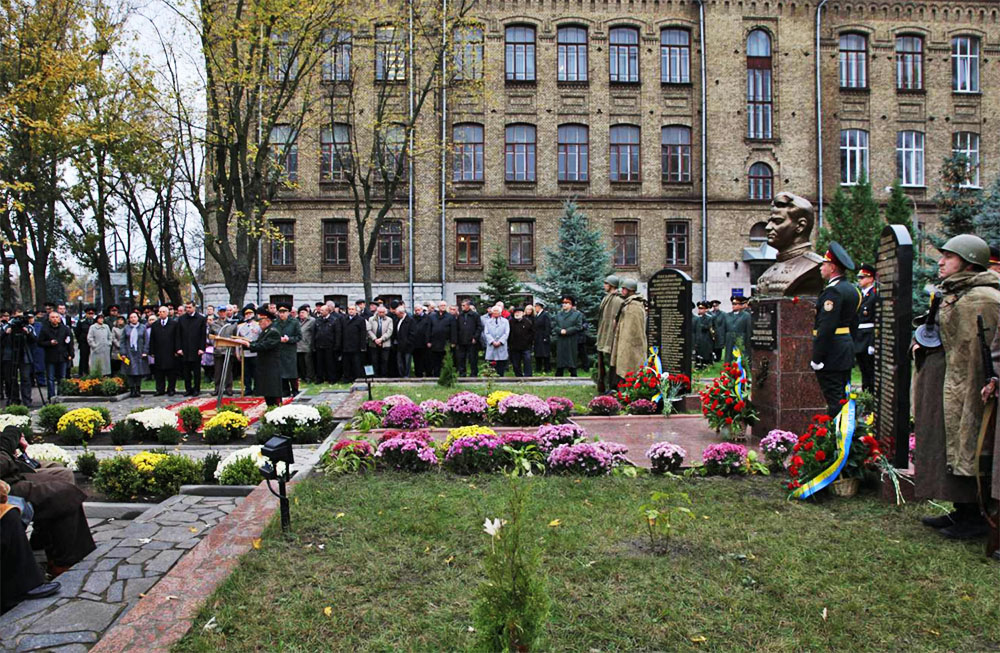 Київське вище зенітне ракетне інженерне училище ім. С. Кірова